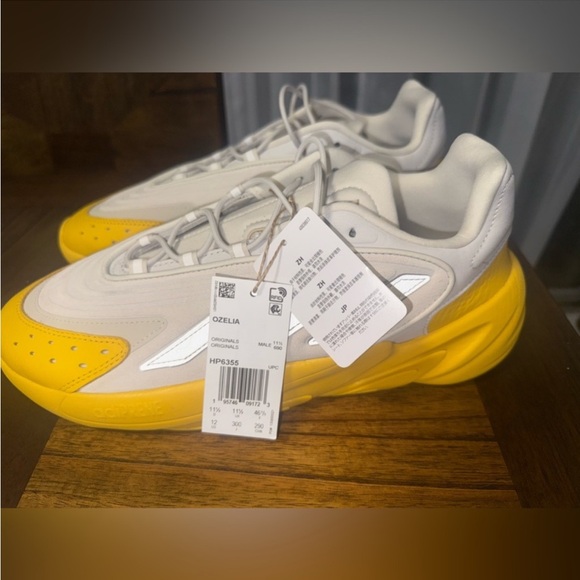 SOLDNWT adidas Originals OZELIA Alumina/ Bold Gold/Mag Beige" Men's Shoe size 12 - Picture 3 of 7